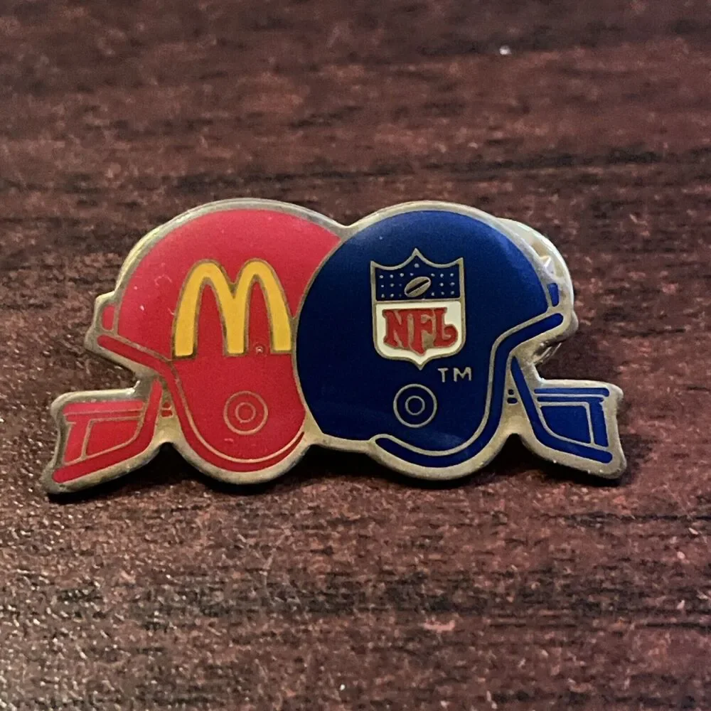 McDonald’s‎ NFL Football Helmets Employee Lapel Pin